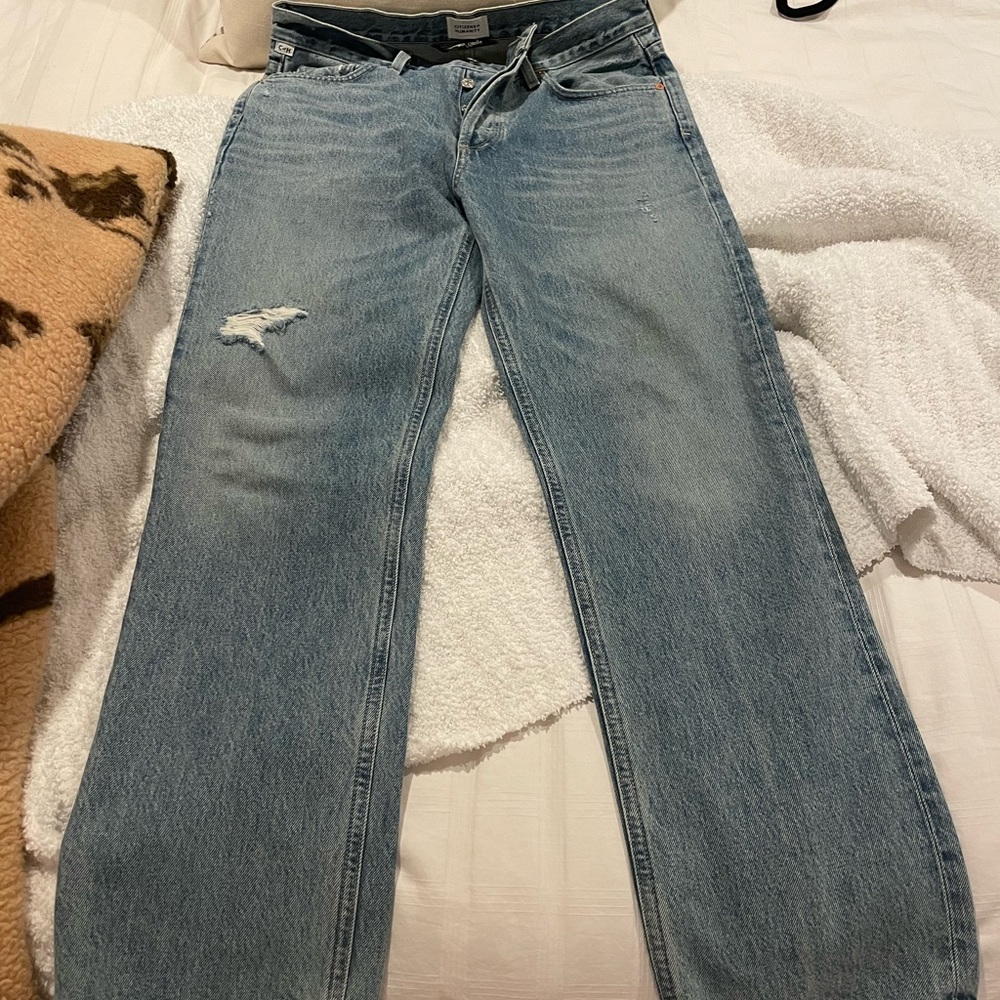 selling citizens of humanity straight leg jeans size 25